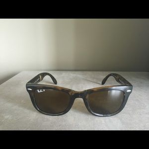 Brown Tortoise RayBan Folding Wayfarer Polarized